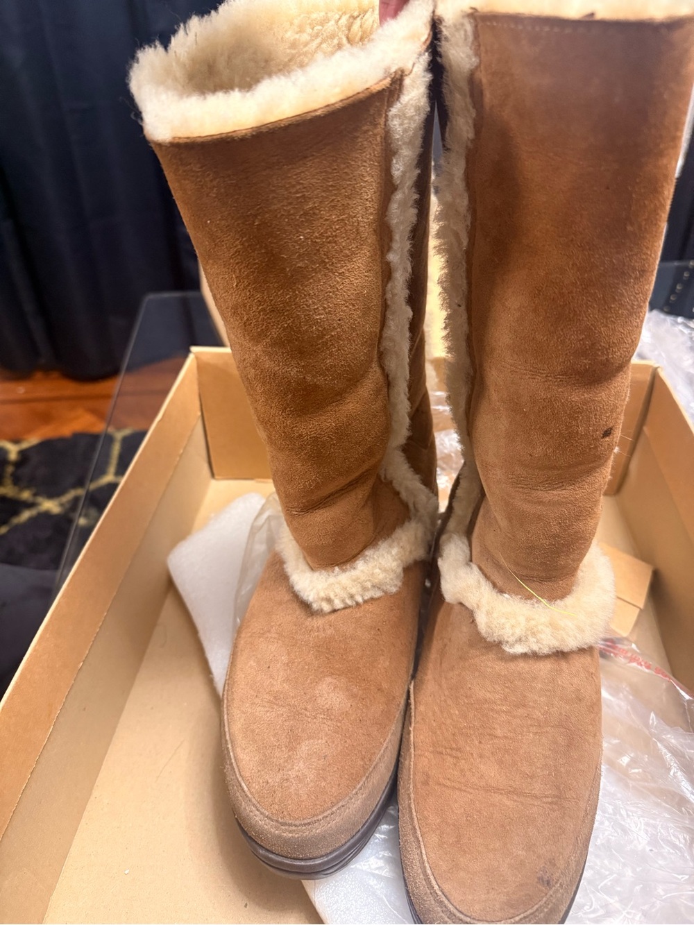 Authentic Chestnut Shearling-Lined Women's Winter Boots